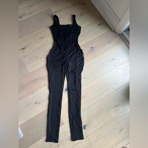 Elegant Black Sleeveless Jumpsuit